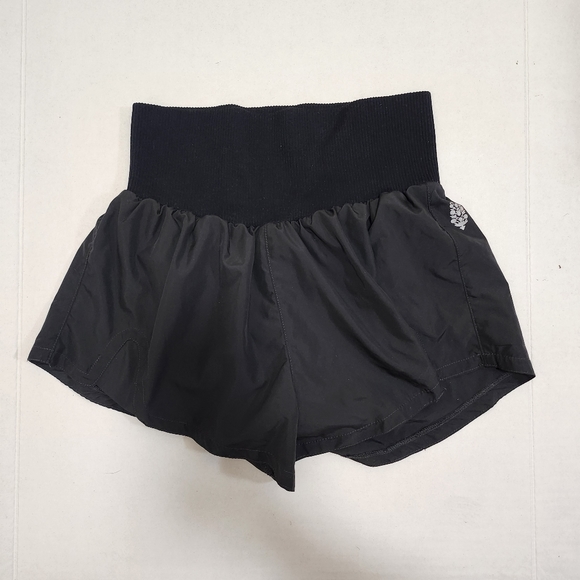 FP Movement Carpe Deim Shorts - Picture 2 of 9